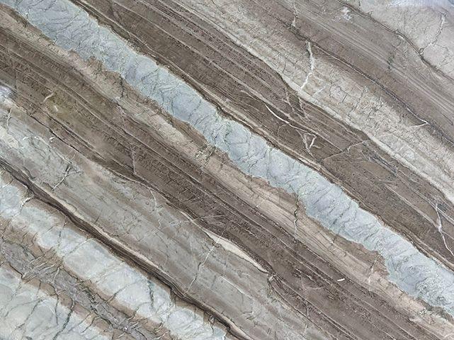 Corteccia Quartzite Countertop Sample