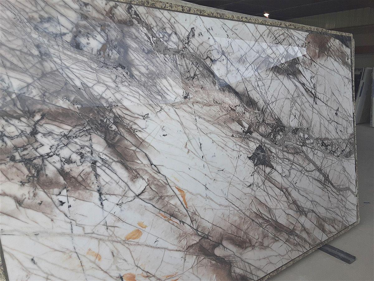 Crystal Venato Quartzite Slab