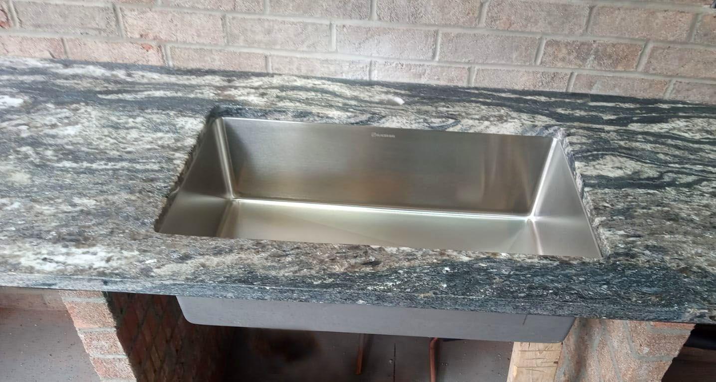 Titanium Black Granite Countertop 