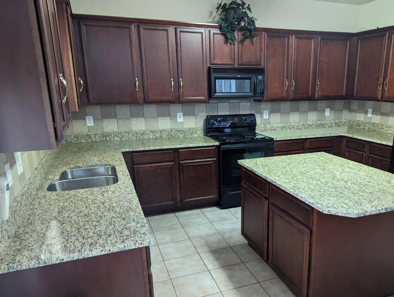 Giallo Verona Granite Countertops